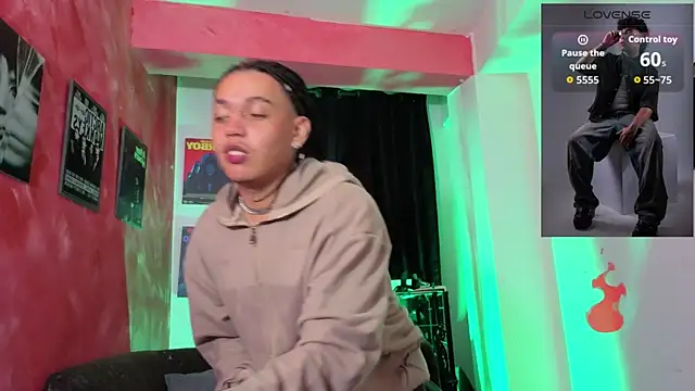 Snapshot of GaelOconner chatting on 02.05.26 GaelOconner online show from 02.05.26