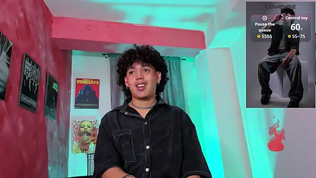 Snapshot of GaelOconner chatting on 02.17.26 GaelOconner online show from 02.17.26