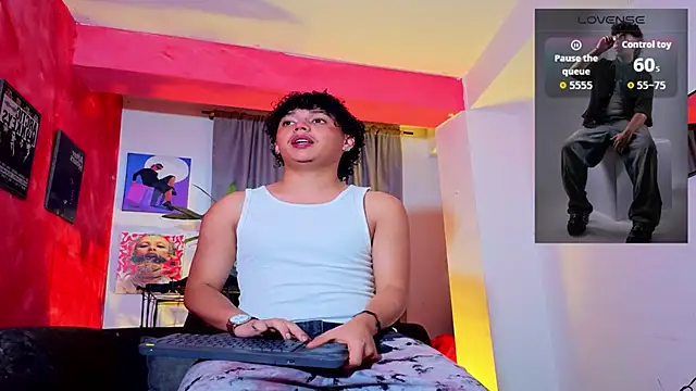 Snapshot of GaelOconner chatting on 03.22.26 GaelOconner online show from 03.22.26