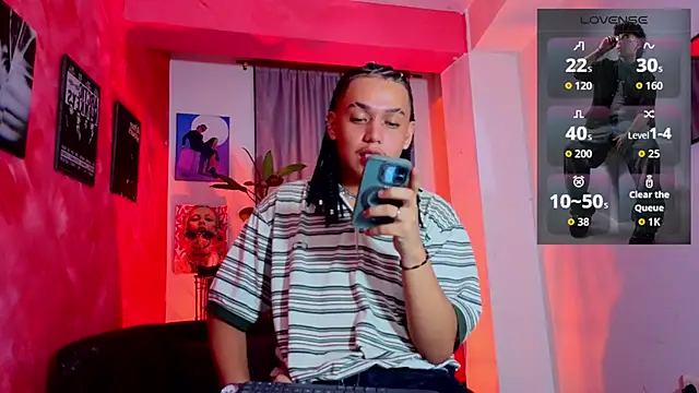 Snapshot of GaelOconner chatting on 03.30.26 GaelOconner online show from 03.30.26