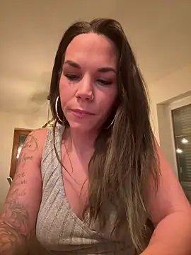 Lady Knaller online show from 02.07.26