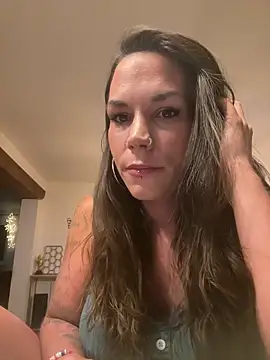 Snapshot of Lady_Knaller chatting on 06.10.26 Lady Knaller online show from 06.10.26