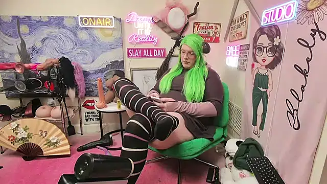 Snapshot of Blakelytgirl chatting on 02.04.26 Blakelytgirl online show from 02.04.26