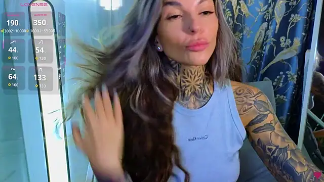 Snapshot of tattooedBabyy chatting on 10.05.25 tattooedBabyy online show from 10.05.25