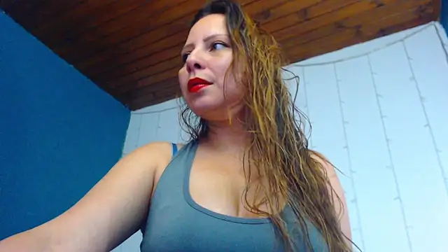 Snapshot of camila_delarosa chatting on 02.06.25 camila delarosa online show from 02.06.25