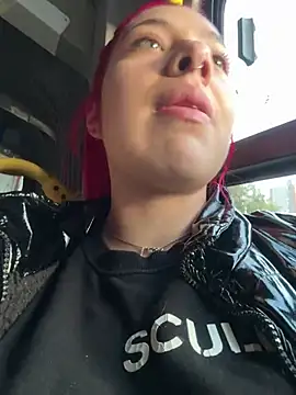 Dalila Thoms online show from 01.02.25