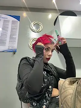 Dalila Thoms online show from 03.06.25