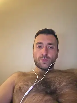 Snapshot of TIGERRR86 chatting on 04.26.26 TIGERRR86 online show from 04.26.26
