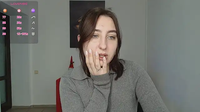 Snapshot of ElmiraPowers chatting on 12.26.24 ElmiraPowers online show from 12.26.24