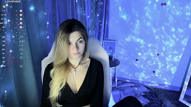 Sweet me  online show from 11.14.25