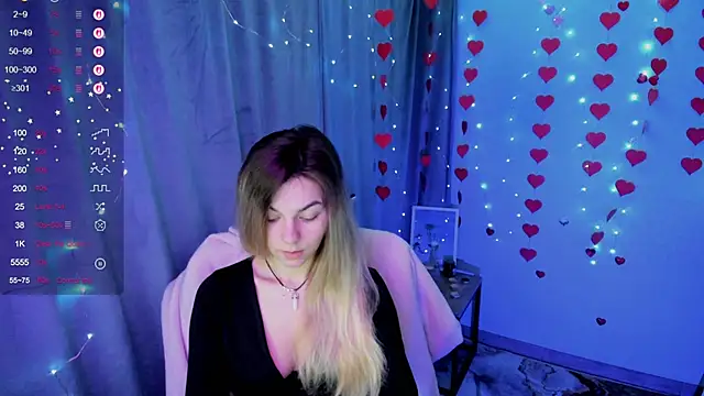 Snapshot of Sweet_me_ chatting on 02.15.26 Sweet me online show from 02.15.26