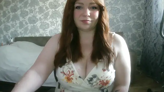 Snapshot of Sabrina_Poison chatting on 04.28.26 Sabrina Poison online show from 04.28.26