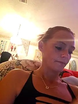 Snapshot of Dixiefaye_Pika chatting on 12.16.25 Dixiefaye Pika online show from 12.16.25