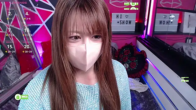Snapshot of Lion_______ chatting on 01.29.25 Lion        online show from 01.29.25