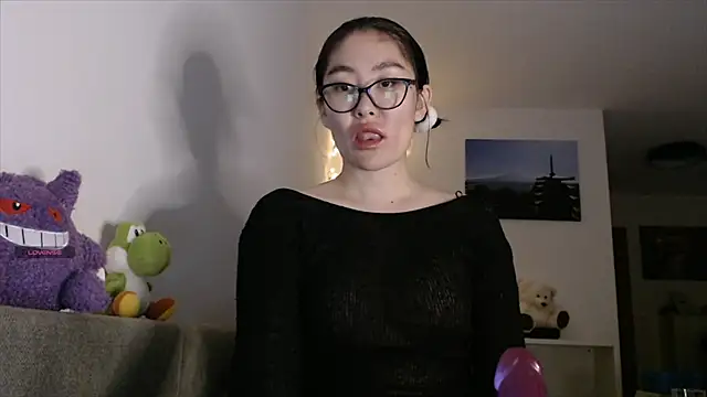 Kunimitsuu  online show from 10.11.25