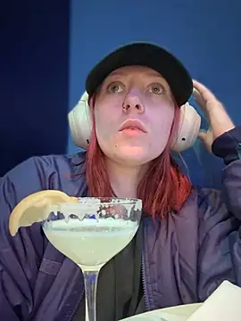 Snapshot of marleymaxwell chatting on 02.03.25 marleymaxwell online show from 02.03.25