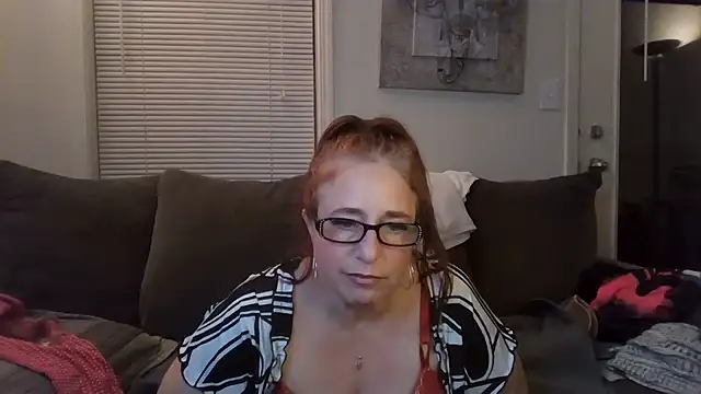 Snapshot of ImTheRealDLW chatting on 12.22.24 ImTheRealDLW online show from 12.22.24