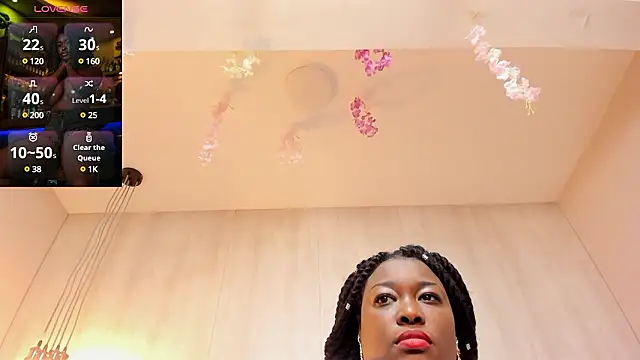 Snapshot of ShairaCoxx chatting on 12.02.24 ShairaCoxx online show from 12.02.24