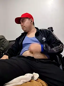 Snapshot of Potro23hotzen chatting on 01.08.25 Potro23hotzen online show from 01.08.25