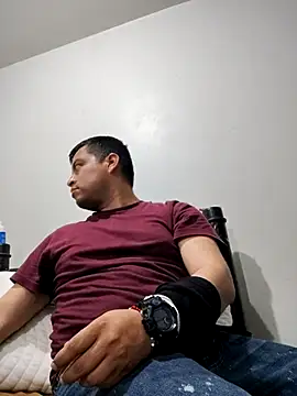 Snapshot of Potro23hotzen chatting on 11.07.25 Potro23hotzen online show from 11.07.25