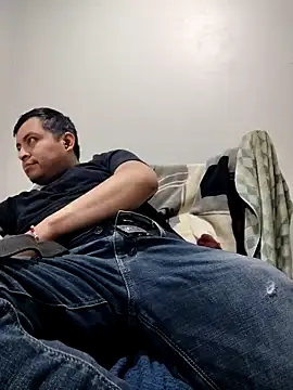 Snapshot of Potro23hotzen chatting on 02.07.26 Potro23hotzen online show from 02.07.26