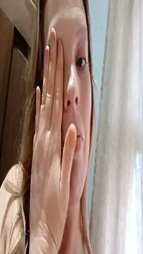 Snapshot of Cumonkatie chatting on 12.05.25 Cumonkatie online show from 12.05.25