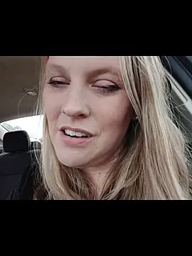 Snapshot of Cumonkatie chatting on 01.11.26 Cumonkatie online show from 01.11.26