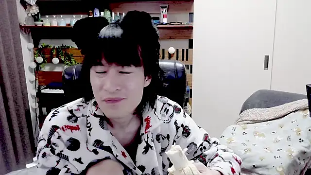 Snapshot of IroManager chatting on 05.11.26 IroManager online show from 05.11.26