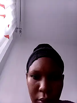 Snapshot of Braxtonjerry chatting on 04.03.26 Braxtonjerry online show from 04.03.26