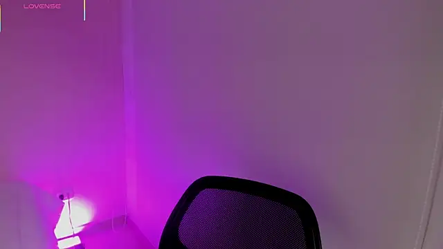 Oriana Guzman online show from 02.05.26