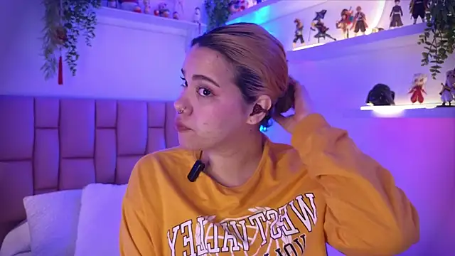 albaismynameX online show from 12.19.25