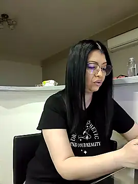 Milf Abigail online show from 03.19.25