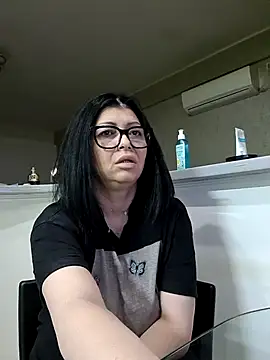 Milf Abigail online show from 04.18.26