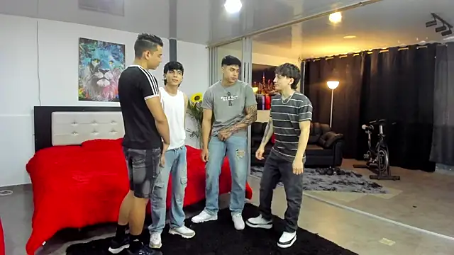 Snapshot of badguyss_bisex chatting on 02.25.26 badguyss bisex online show from 02.25.26