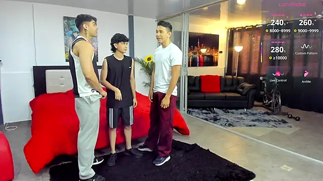 Snapshot of badguyss_bisex chatting on 02.26.26 badguyss bisex online show from 02.26.26