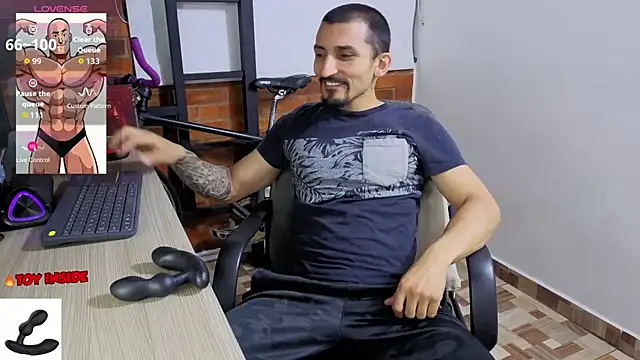 Snapshot of Marck_Muscle chatting on 06.29.26 Marck Muscle online show from 06.29.26