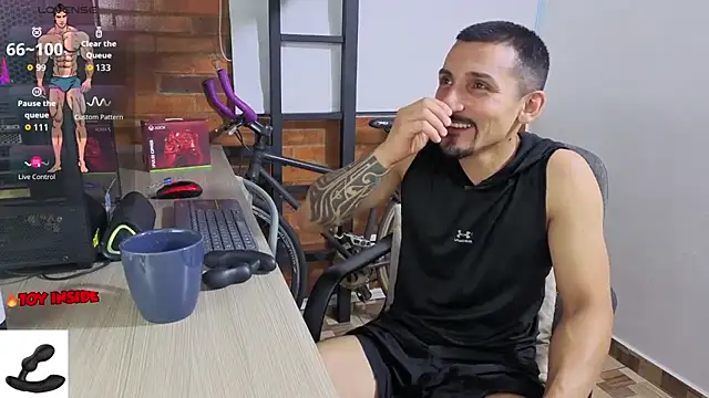 Snapshot of Marck_Muscle chatting on 07.17.26 Marck Muscle online show from 07.17.26