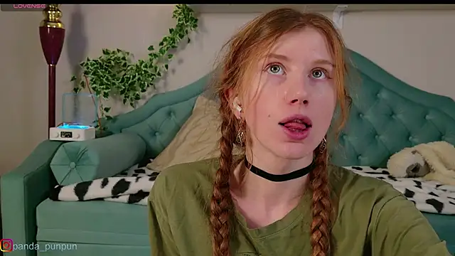 Neko Kimiko online show from 12.11.24