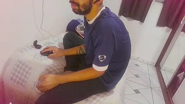 UncutToyBoy23cm online show from 11.09.25