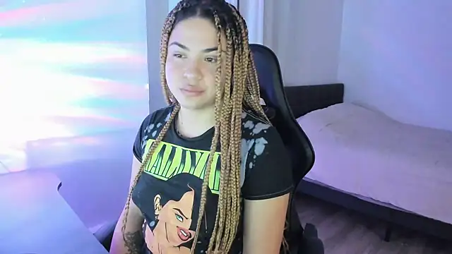 MelSaunders online show from 12.22.24