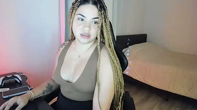 MelSaunders online show from 12.23.24