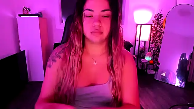 MelSaunders online show from 11.22.25