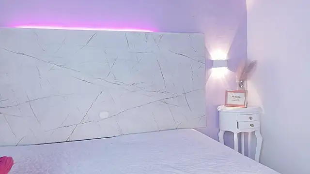 AbrilBrent online show from 09.26.25