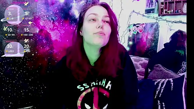 EverlyEster online show from 01.05.25