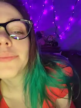 EverlyEster online show from 03.29.26