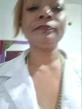 gatadeojosclaros online show from 03.01.25