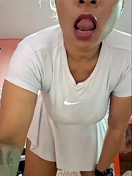 gatadeojosclaros online show from 11.03.25