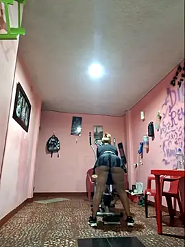 gatadeojosclaros online show from 11.04.25