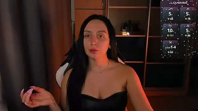 Christy Calypso online show from 02.13.25