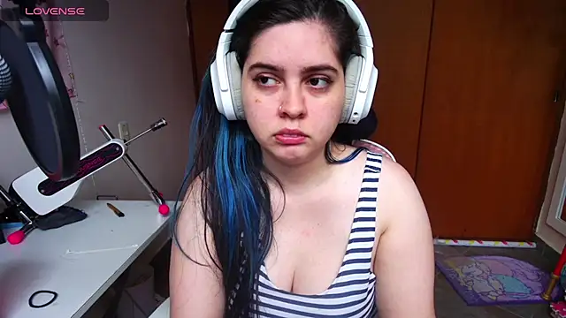 Vallolet Spencer online show from 02.06.25